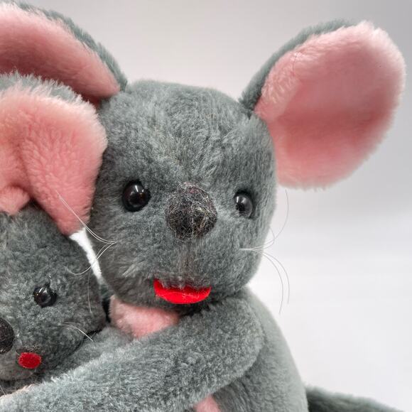 Vintage Musical Gray Momma Mouse Holding Baby Wind Up Lullabye Korea Plush - Picture 3 of 12